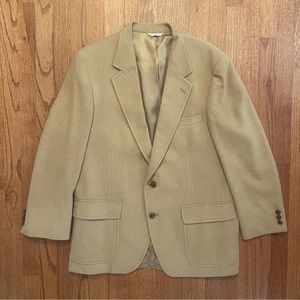 Wallachs beige camel hair vintage sports coat size 44